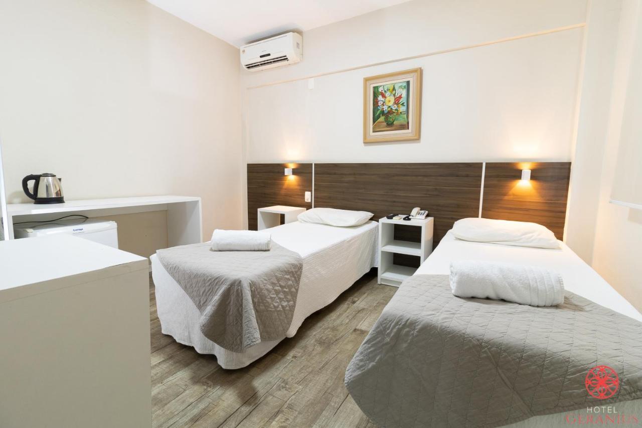 Geranius Ingleses Hotel 4*